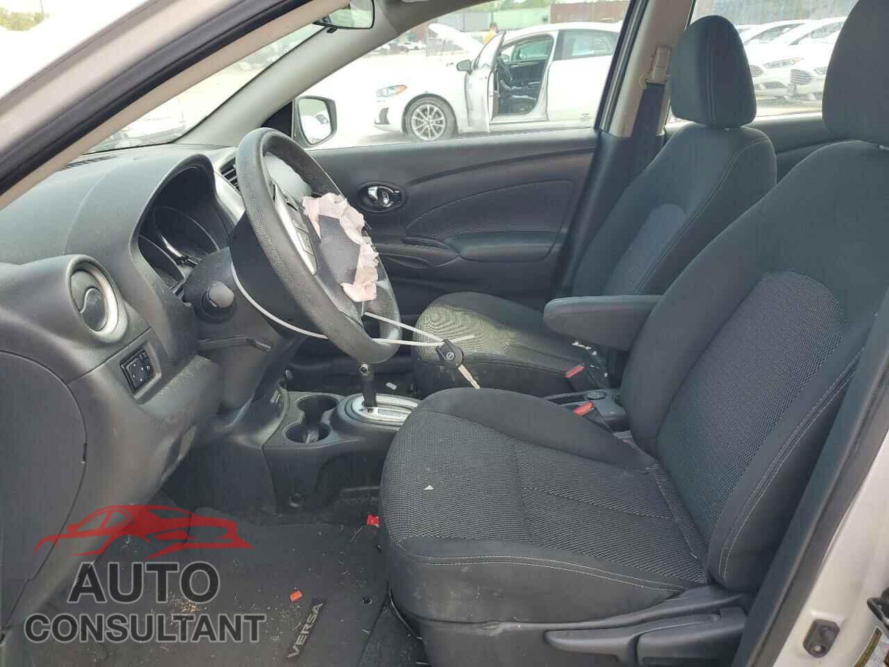 NISSAN VERSA 2017 - 3N1CN7AP3HL866005