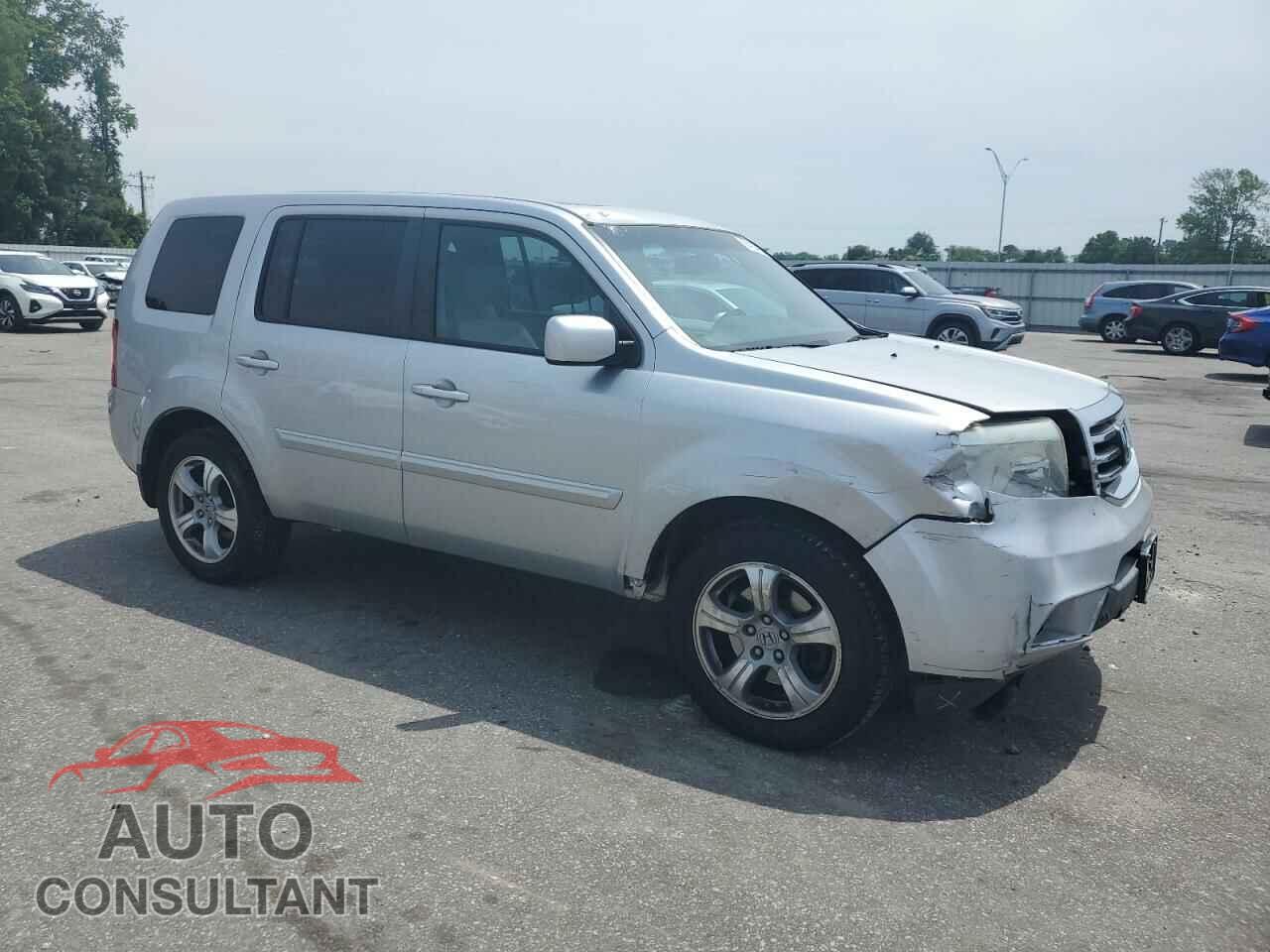 HONDA PILOT 2013 - 5FNYF4H55DB070142