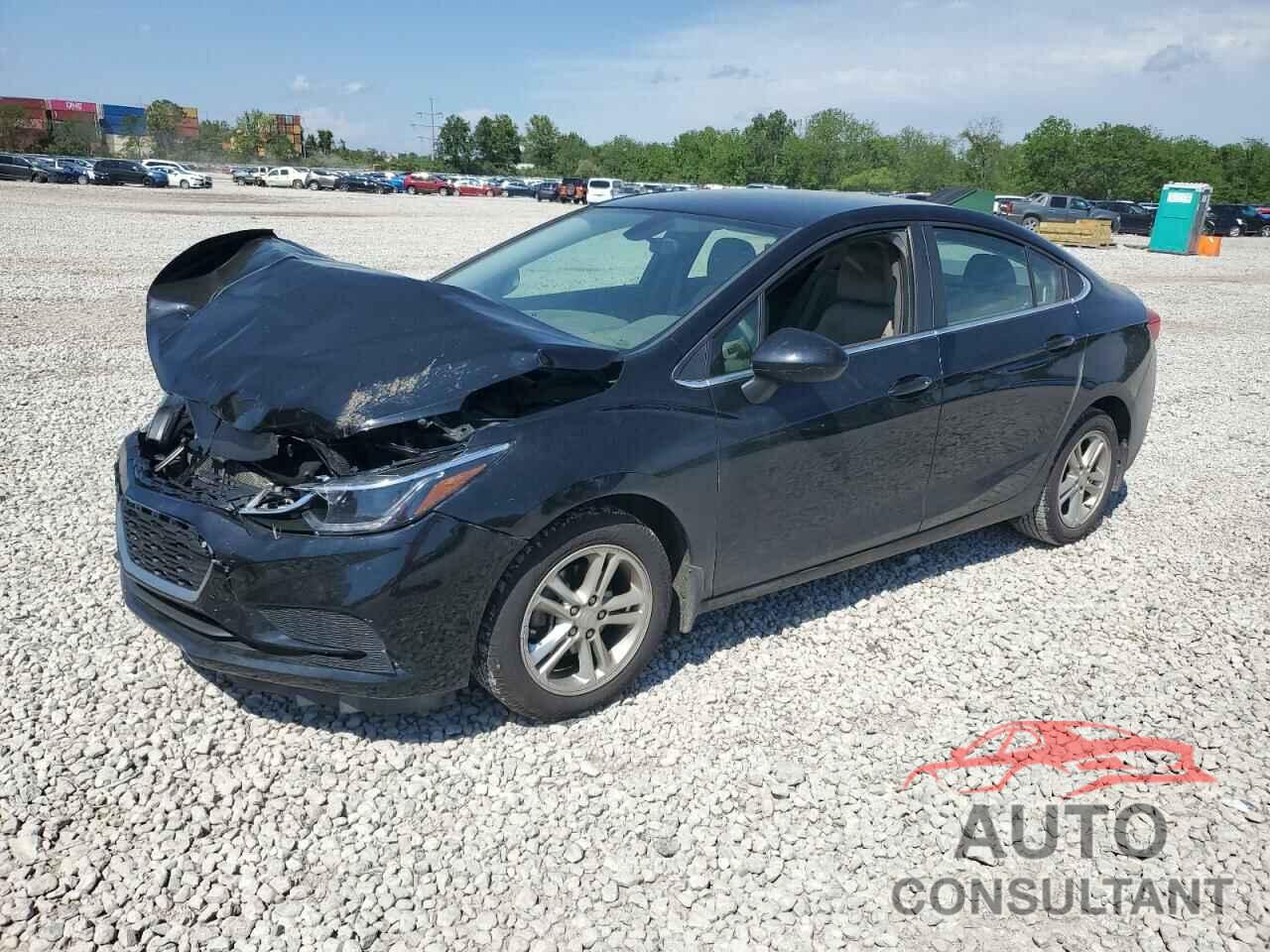 CHEVROLET CRUZE 2018 - 1G1BE5SM4J7125768