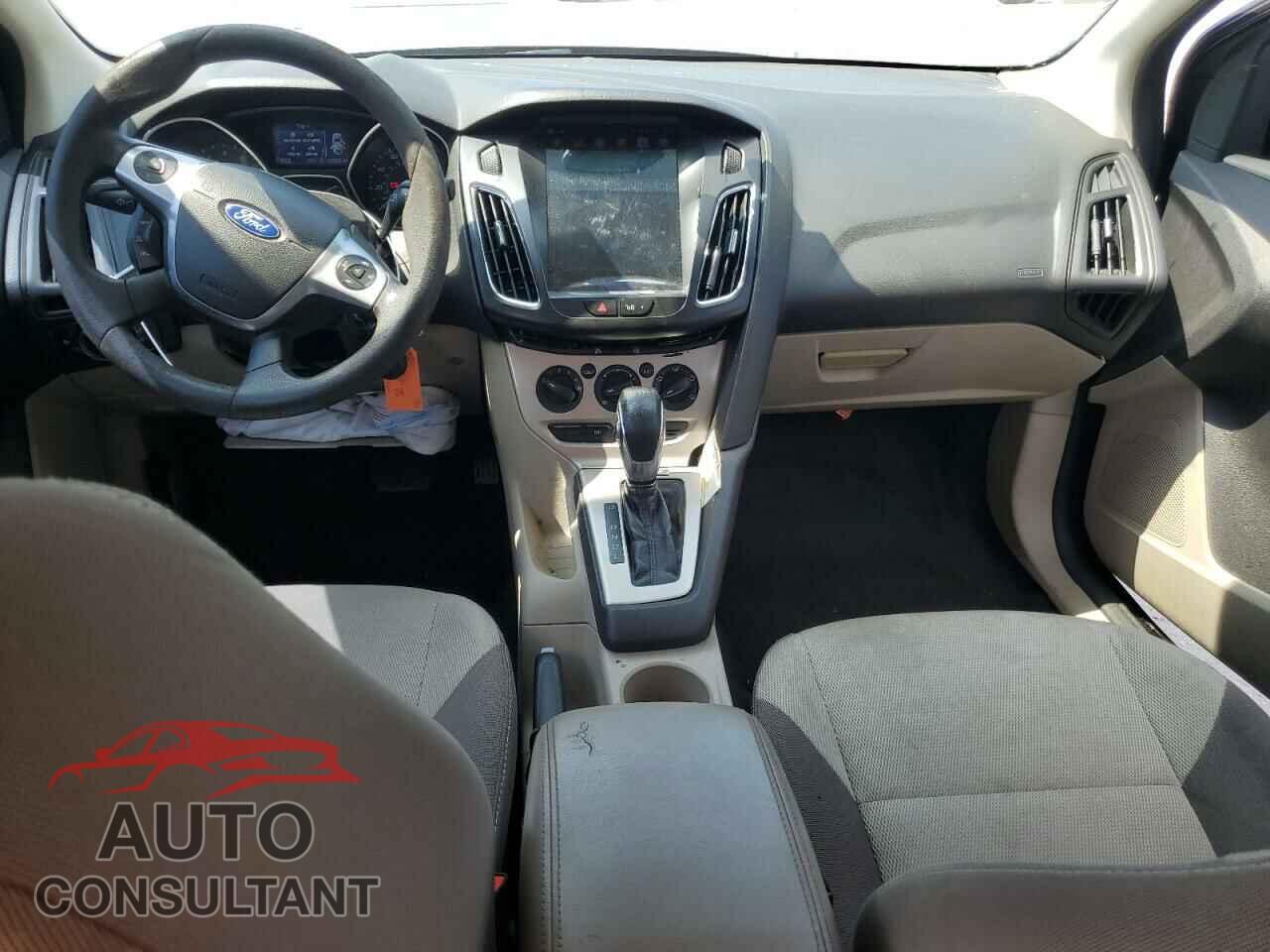 FORD FOCUS 2014 - 1FADP3F24EL102842