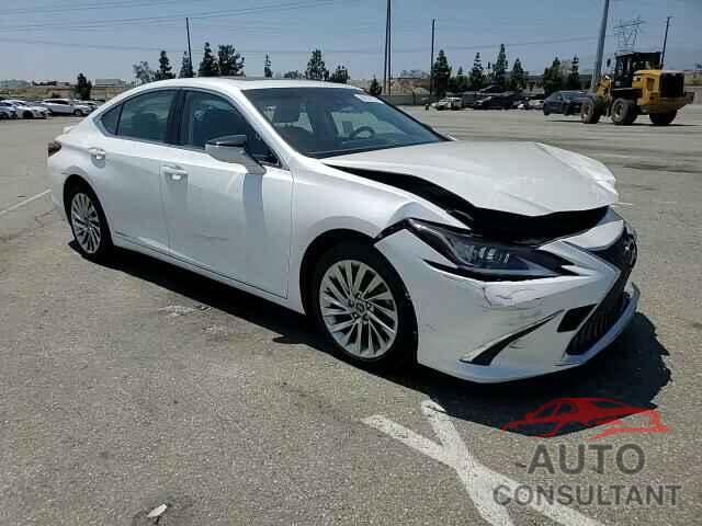 LEXUS ES300 2019 - JTHB21B12K2026118