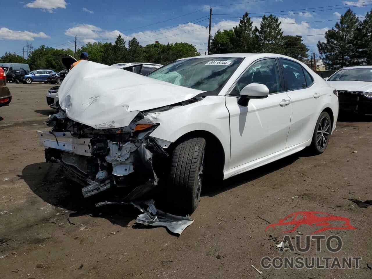 TOYOTA CAMRY 2021 - 4T1G11AKXMU484478
