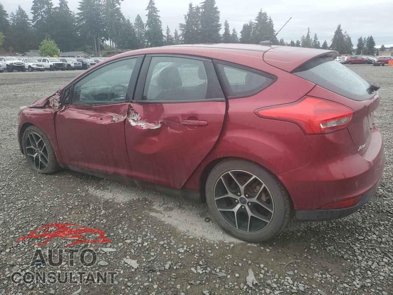 FORD FOCUS 2017 - 1FADP3M21HL239194