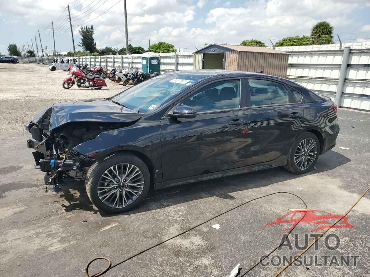 KIA FORTE 2023 - 3KPF54AD3PE638247