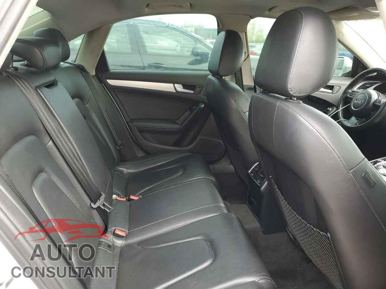 AUDI A4 2013 - WAUFFCFL2DN048441
