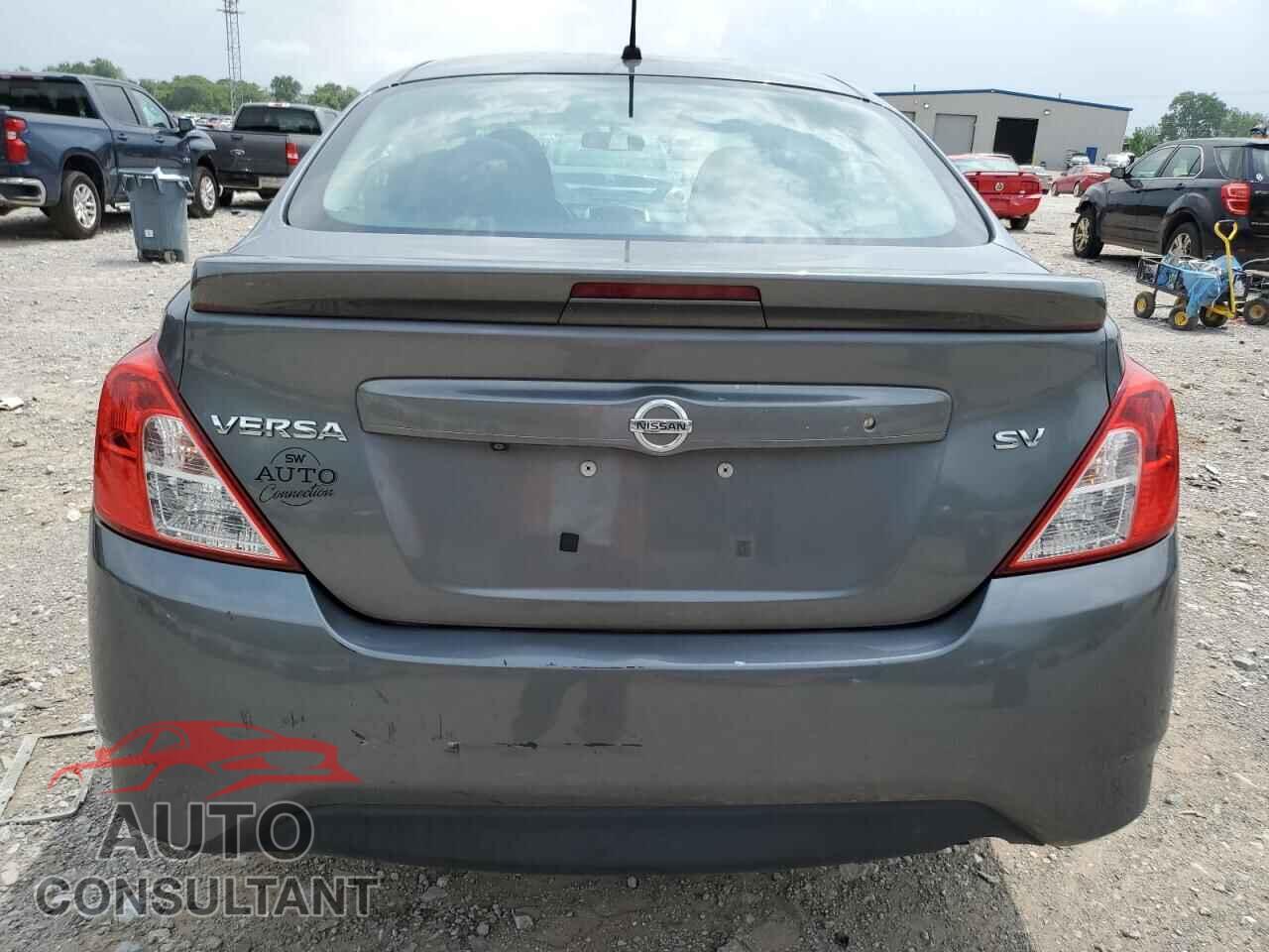 NISSAN VERSA 2019 - 3N1CN7AP3KL802490