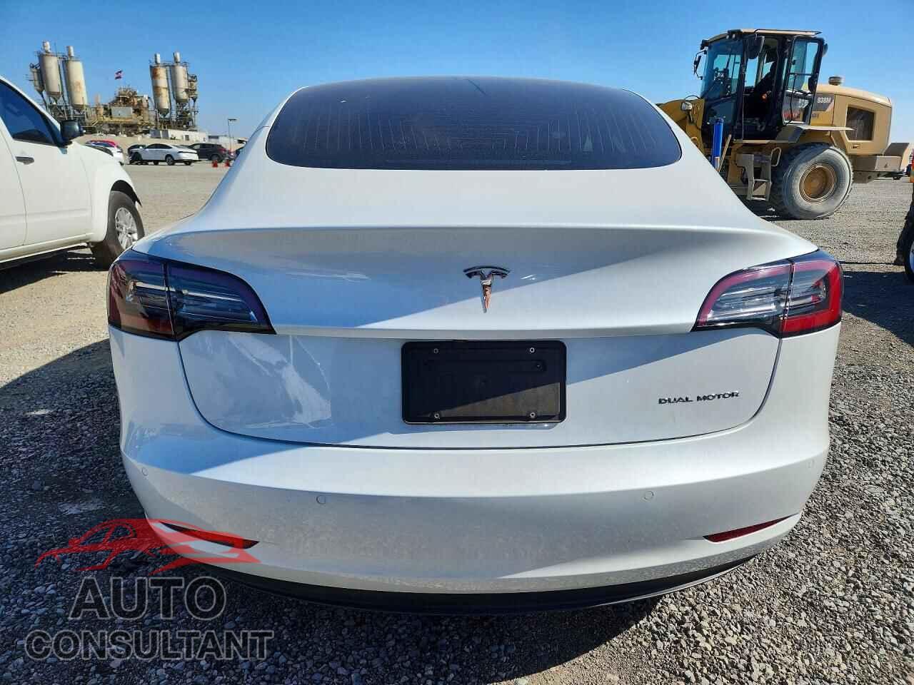 TESLA MODEL 3 2020 - 5YJ3E1EB7LF667331