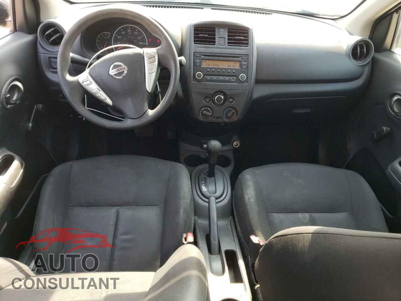 NISSAN VERSA 2017 - 3N1CN7AP1HL879934