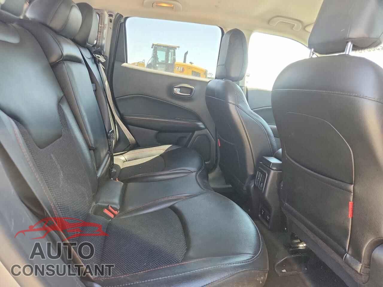 JEEP COMPASS 2020 - 3C4NJDDB6LT177777