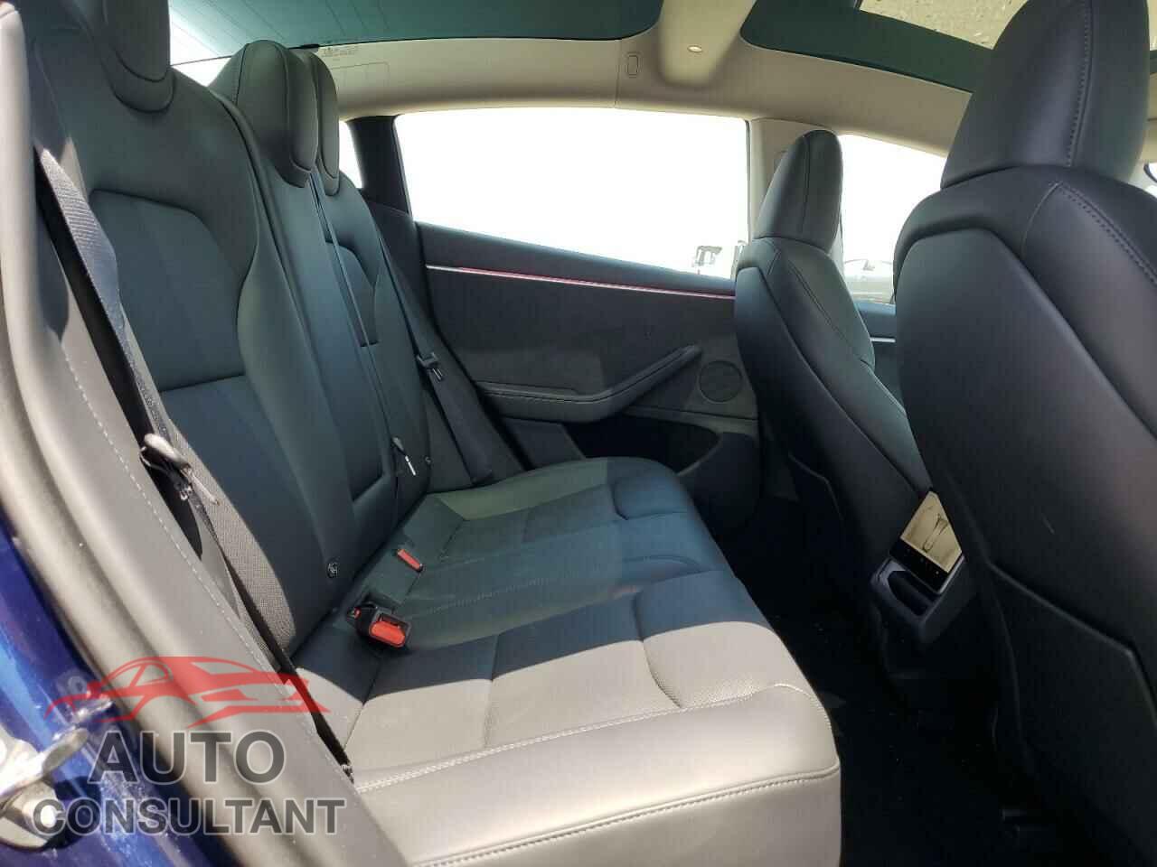 TESLA MODEL 3 2024 - 5YJ3E1EB7RF745308