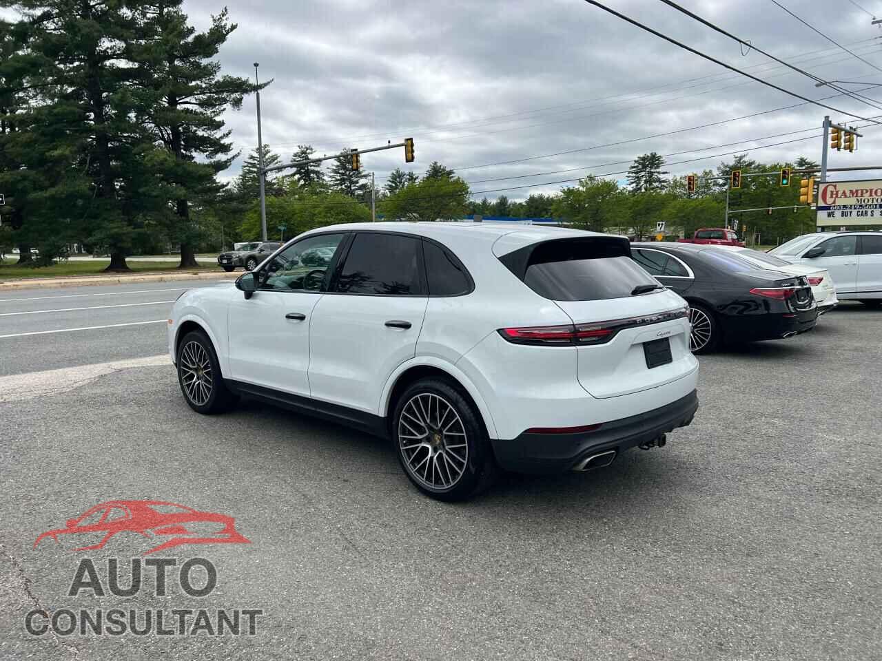 PORSCHE CAYENNE 2019 - WP1AA2AY8KDA14157