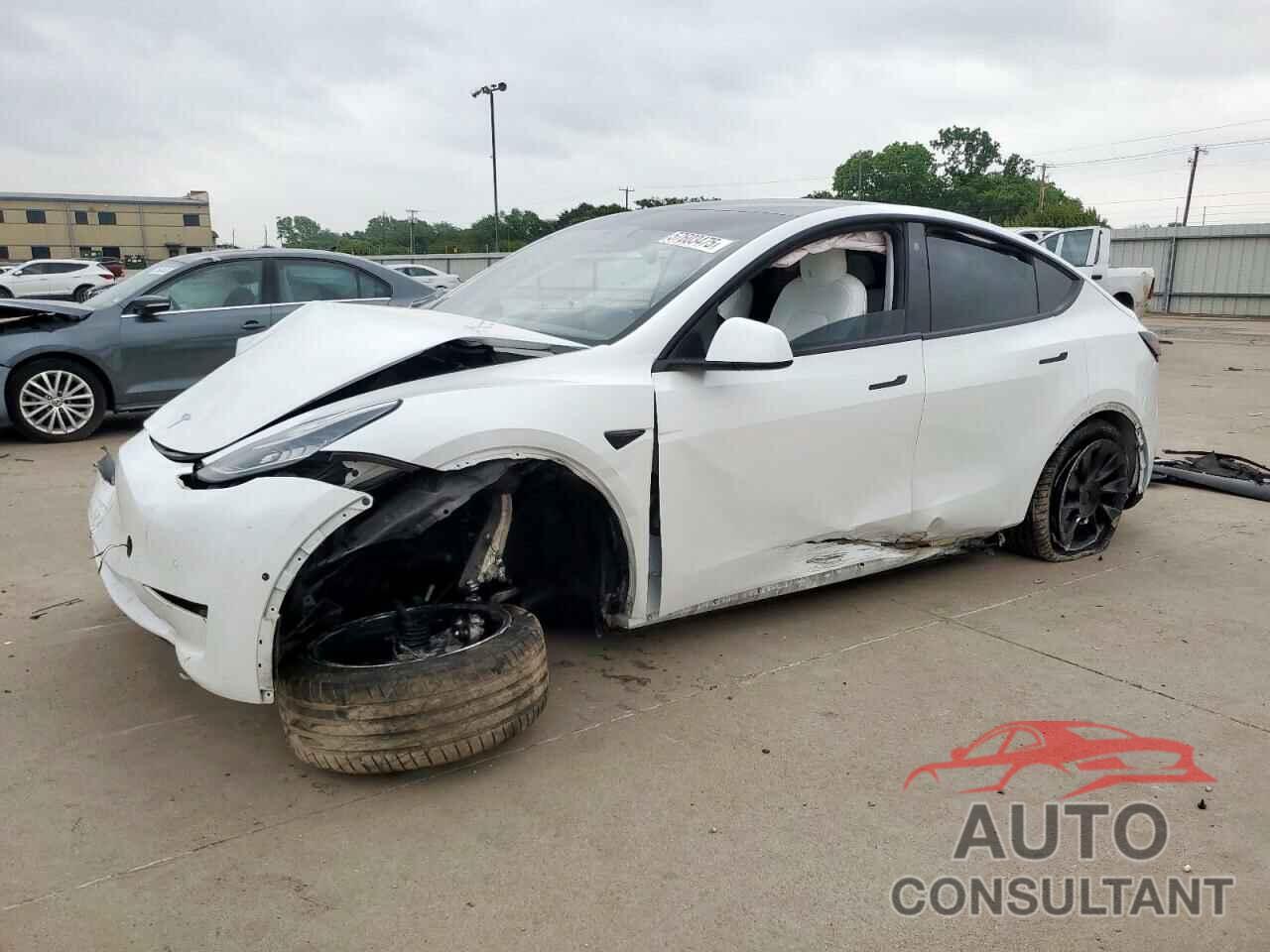 TESLA MODEL Y 2021 - 5YJYGAEE4MF259414