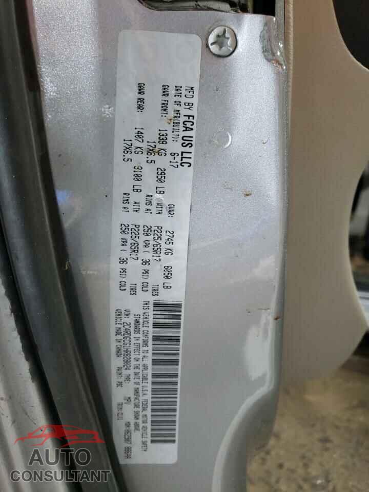 DODGE CARAVAN 2017 - 2C4RDGCG1HR828024