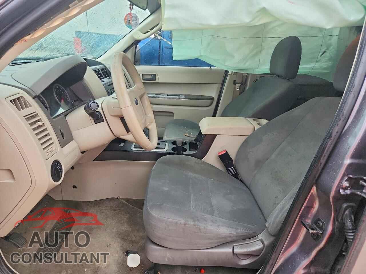 FORD ESCAPE 2010 - 1FMCU0C73AKD37807