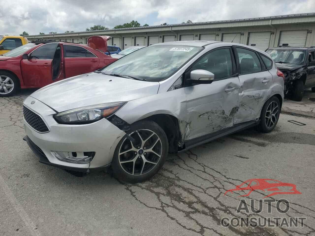 FORD FOCUS 2017 - 1FADP3M2XHL295327