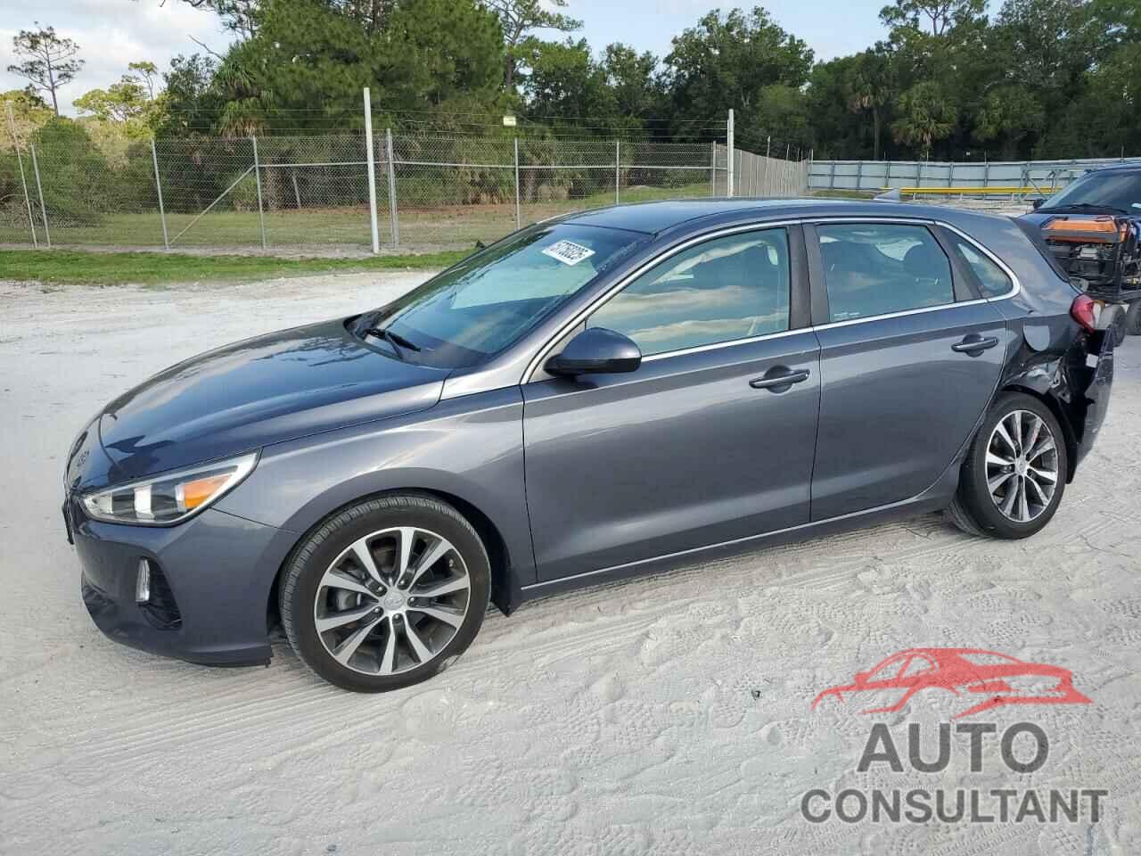 HYUNDAI ELANTRA 2019 - KMHH35LE5KU114730