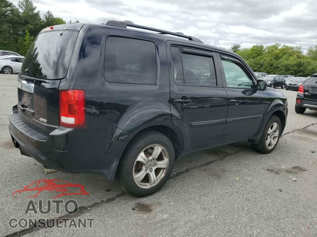 HONDA PILOT 2015 - 5FNYF4H5XFB009663