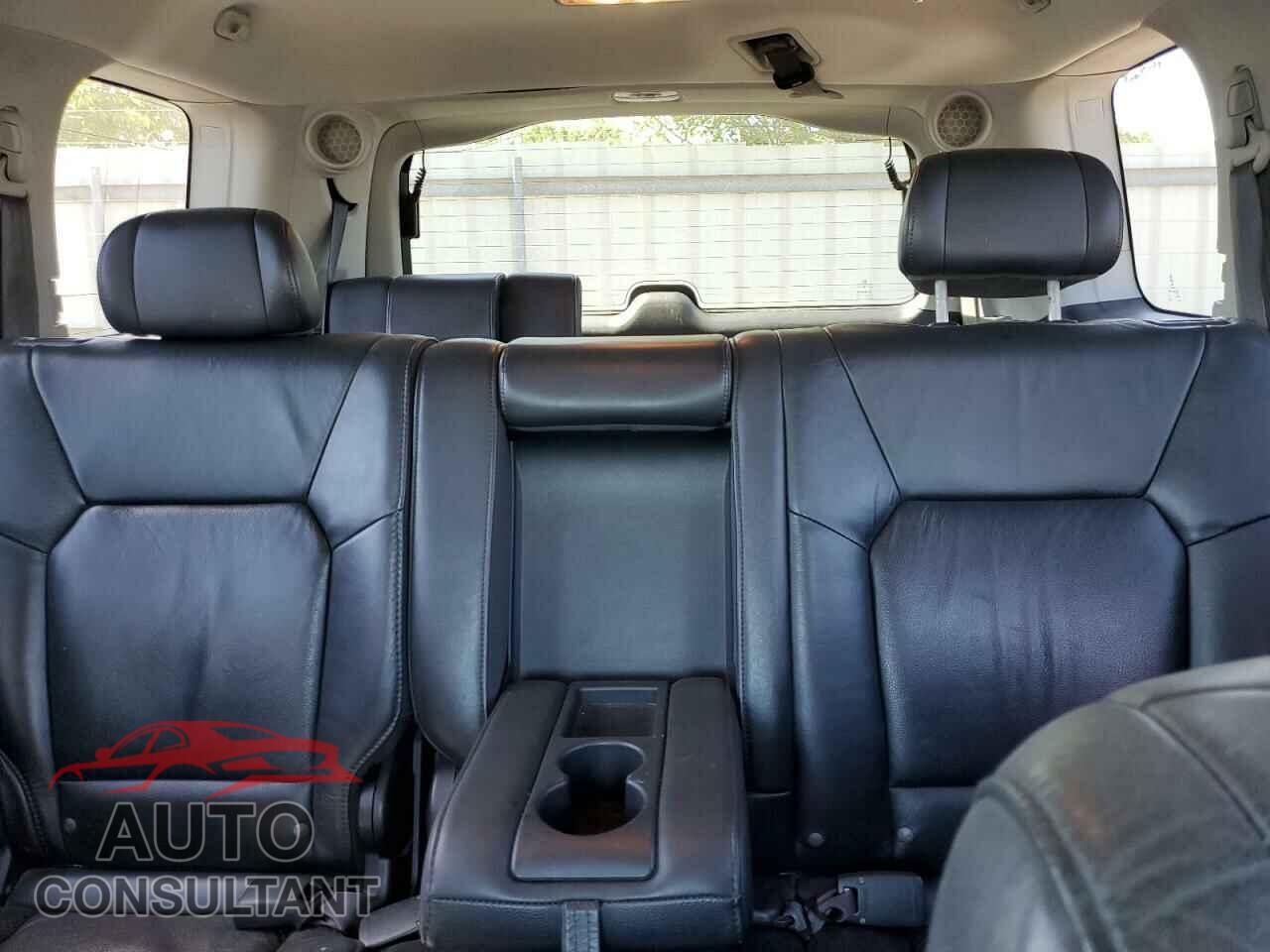 HONDA PILOT 2011 - 5FNYF4H62BB026802
