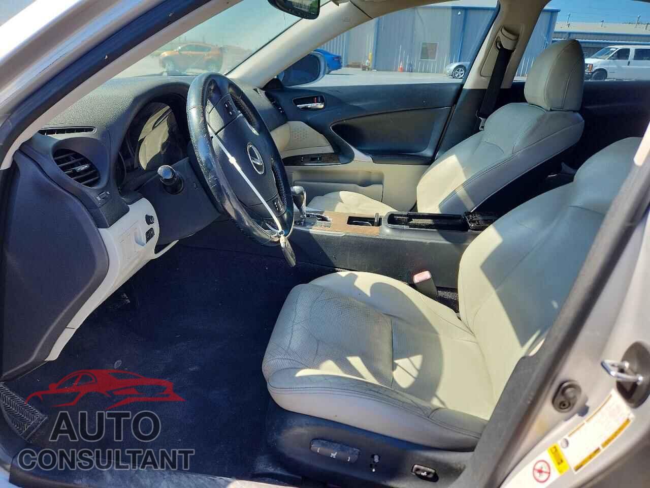 LEXUS IS 2010 - JTHBF5C21A2097361