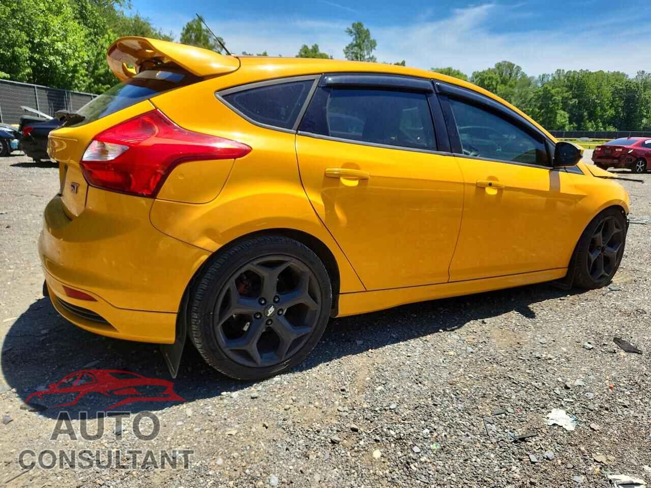 FORD FOCUS 2013 - 1FADP3L90DL201836