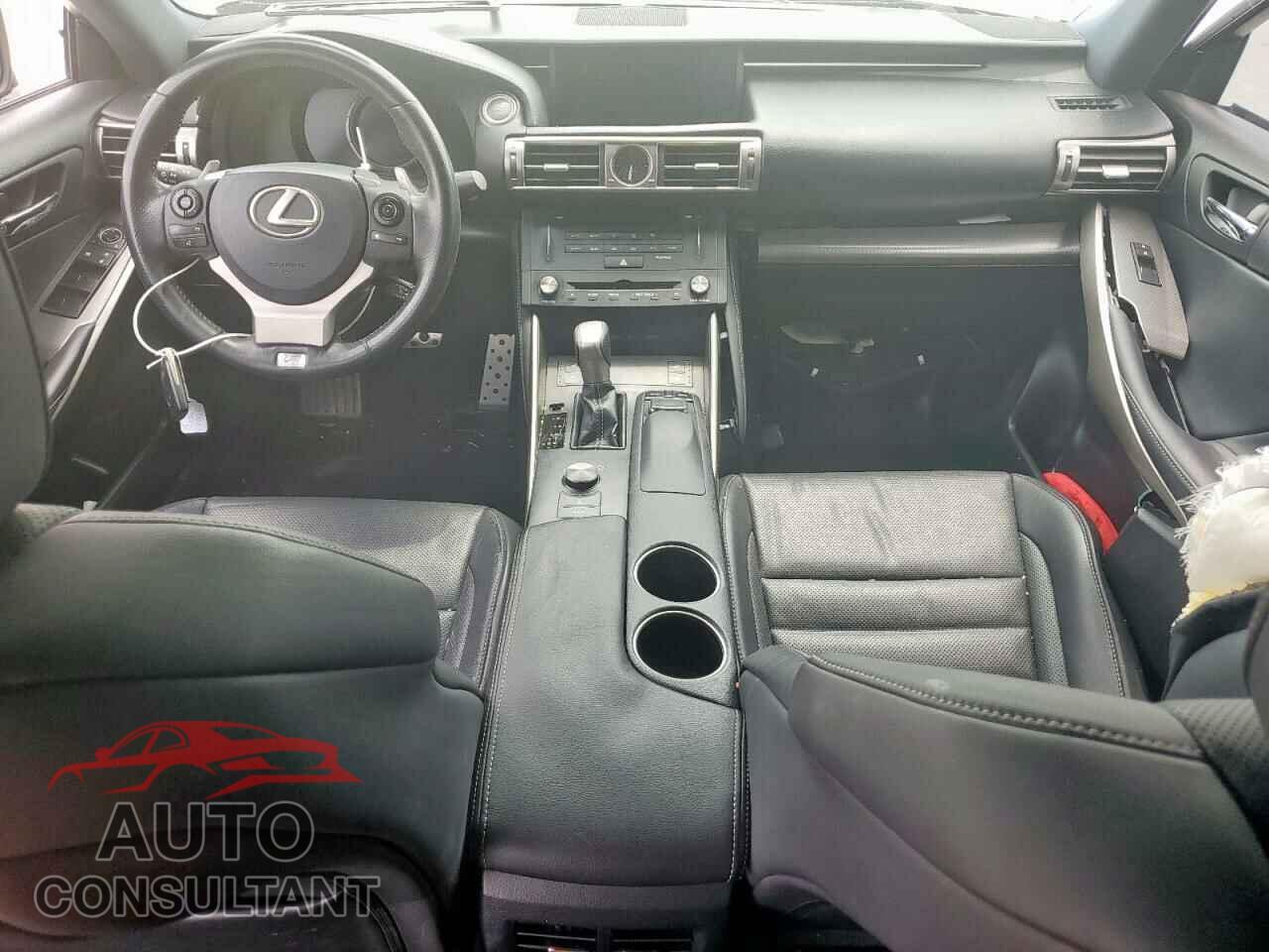 LEXUS IS 2015 - JTHBE1D23F5017980
