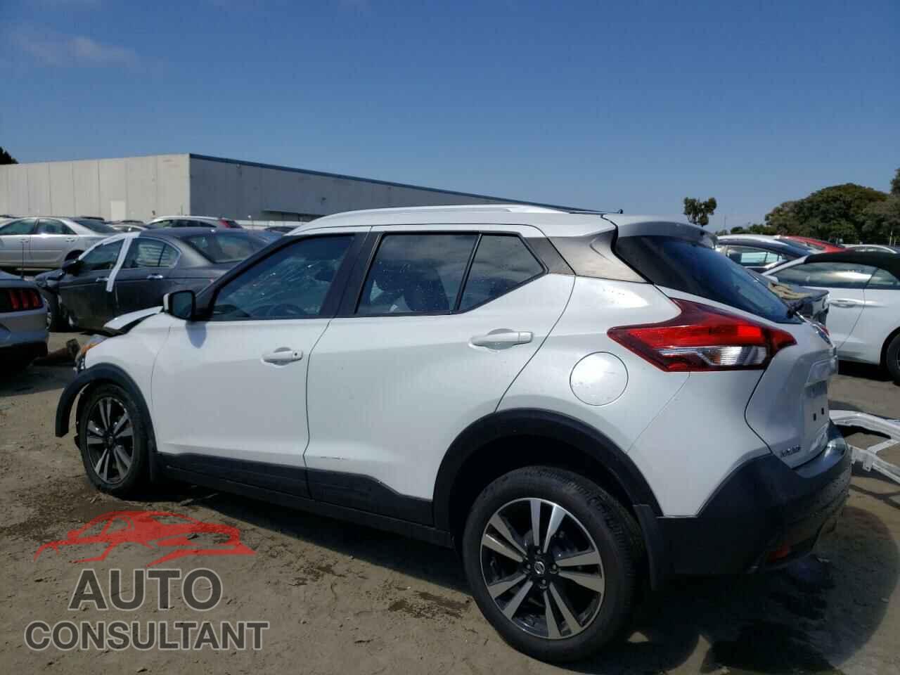 NISSAN KICKS 2019 - 3N1CP5CU3KL535577