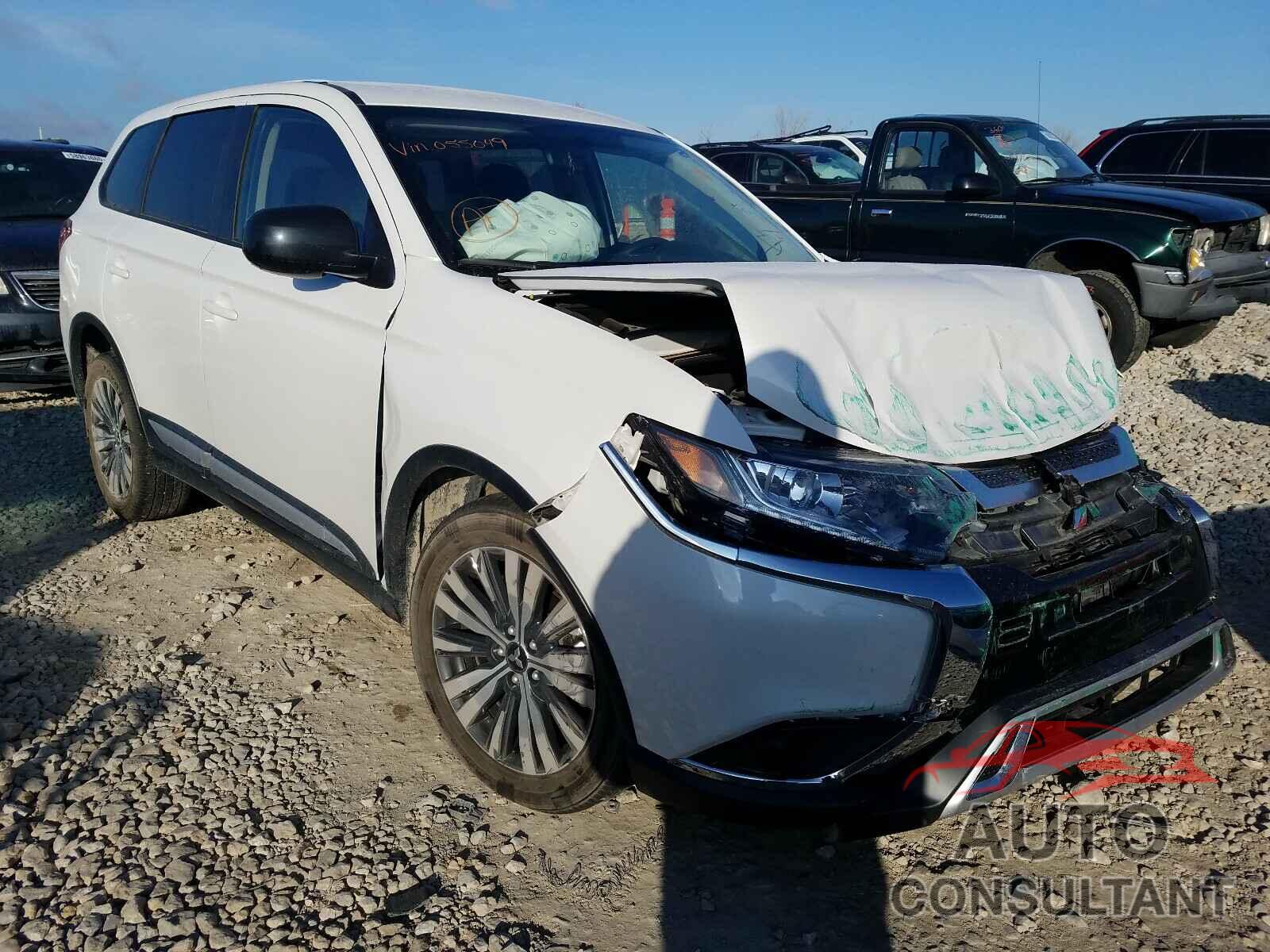 MITSUBISHI OUTLANDER 2019 - JA4AD2A39KZ055049