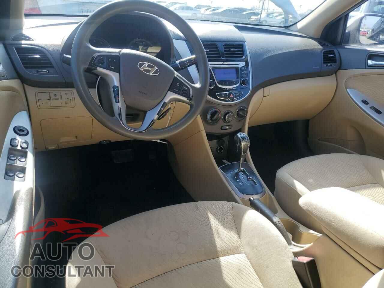 HYUNDAI ACCENT 2012 - KMHCU4AE6CU247521