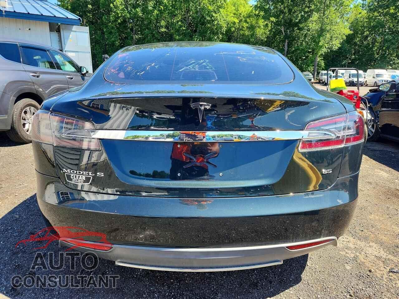 TESLA MODEL S 2013 - 5YJSA1DN5DFP09094