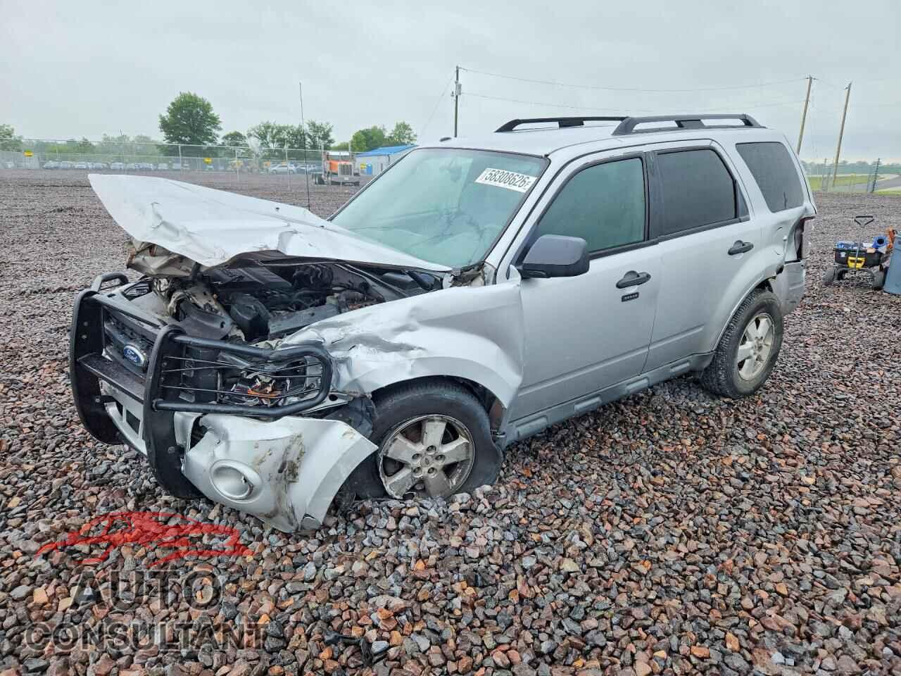 FORD ESCAPE 2010 - 1FMCU9DG6AKB41010