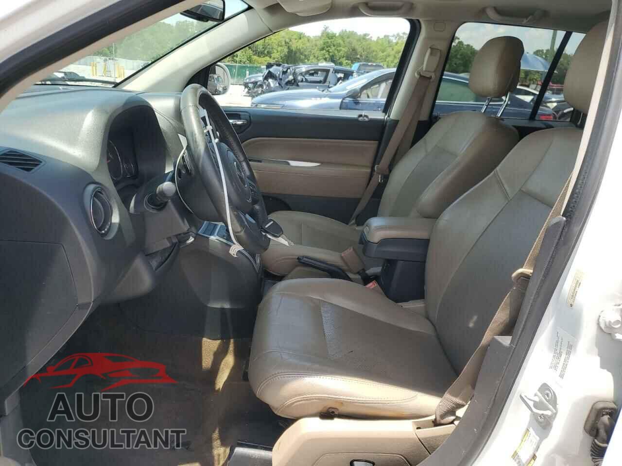 JEEP COMPASS 2014 - 1C4NJCEA0ED679581
