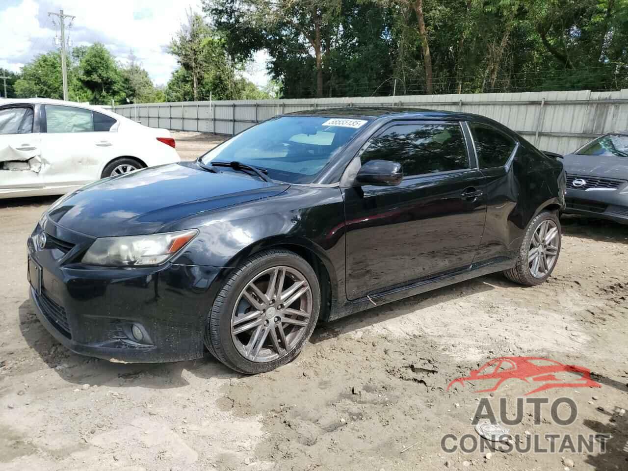 TOYOTA SCION 2013 - JTKJF5C79D3061983
