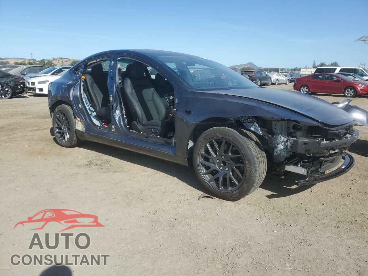 TESLA MODEL 3 2025 - 5YJ3E1EA4SF978477