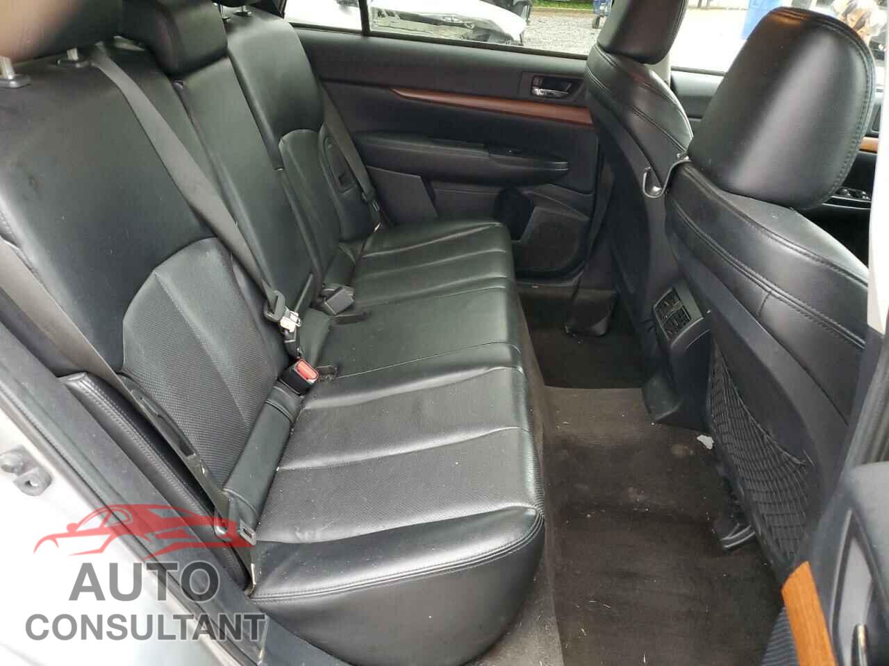 SUBARU OUTBACK 2014 - 4S4BRBLC5E3327141