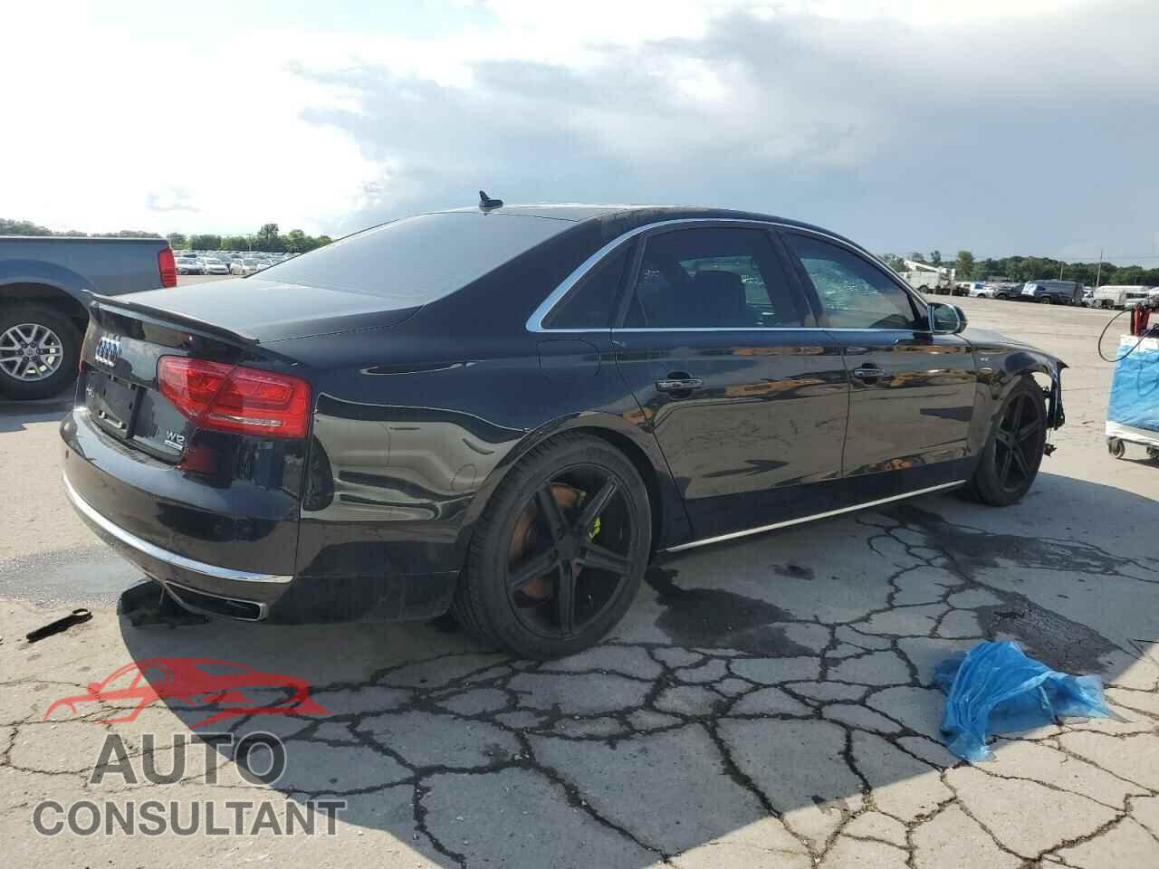 AUDI A8 2013 - WAUR4AFD1DN010893