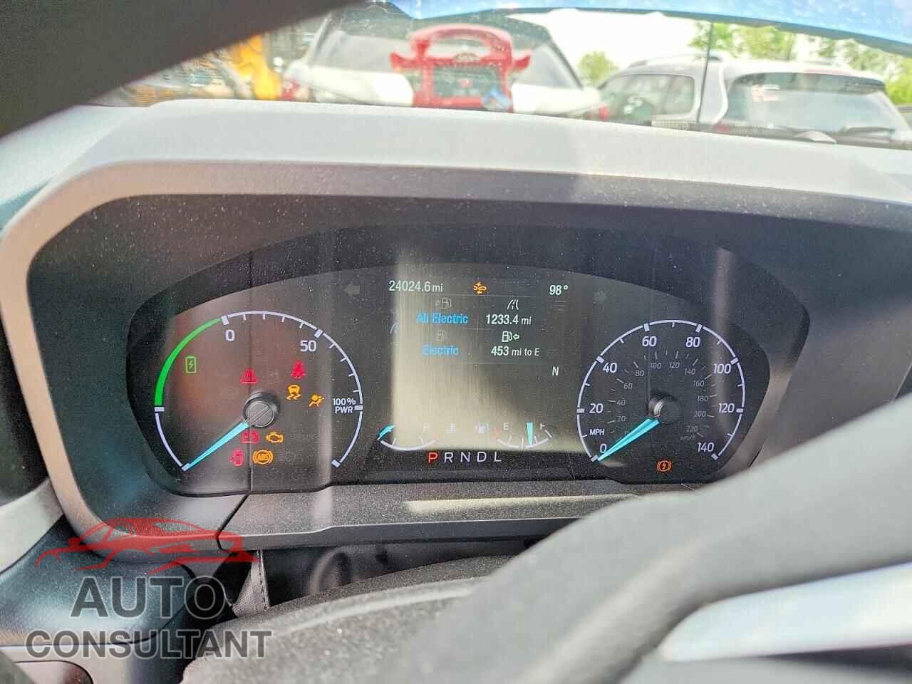 FORD MAVERICK 2023 - 3FTTW8E31PRA36674