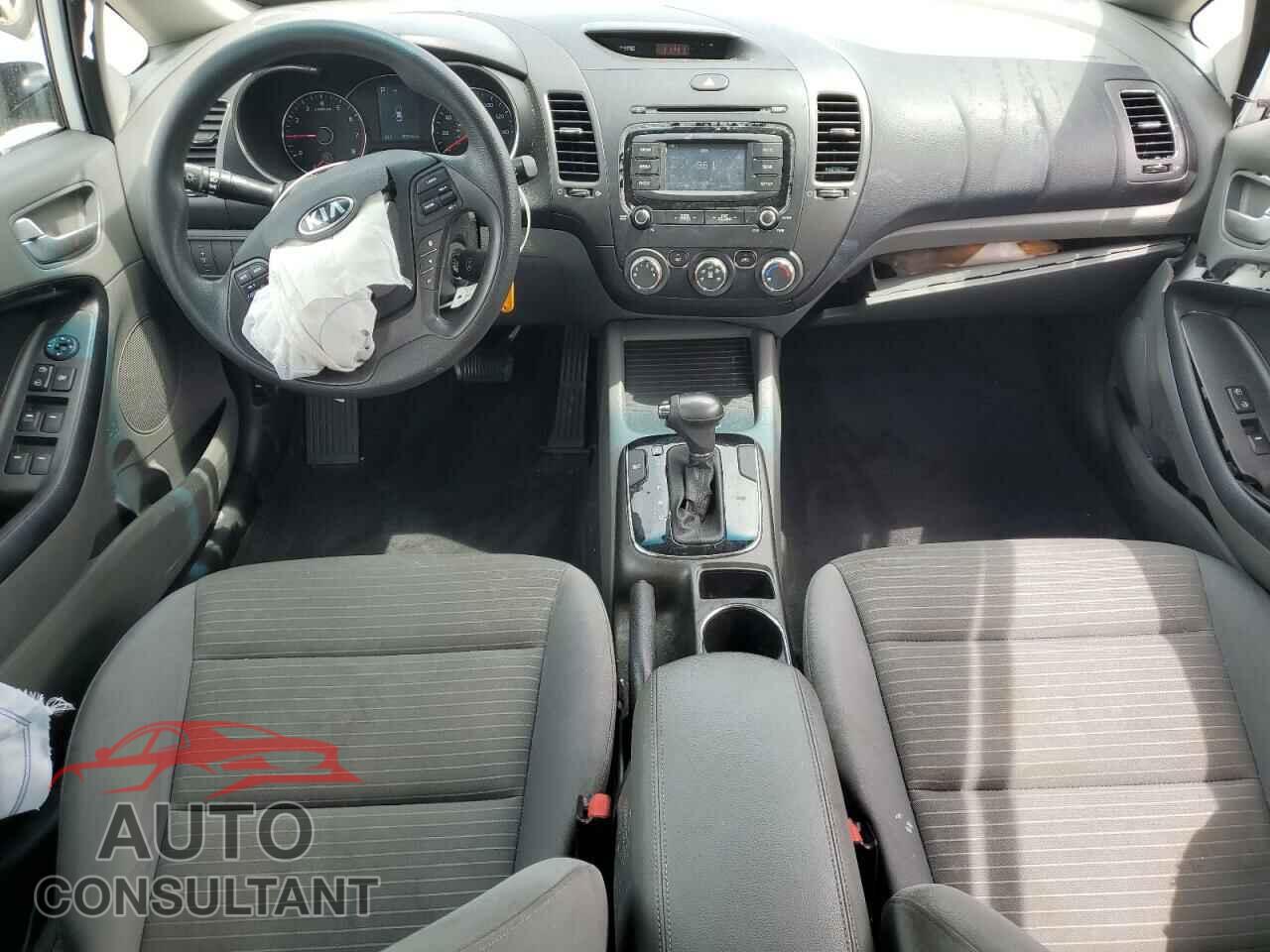 KIA FORTE 2017 - 3KPFL4A73HE046820