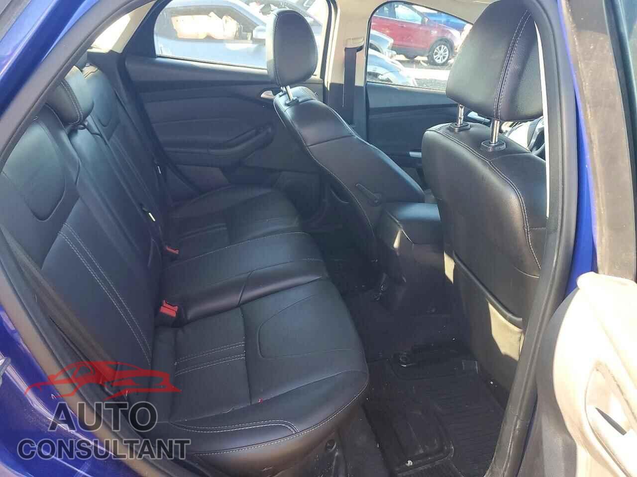 FORD FOCUS 2014 - 1FADP3K27EL195071