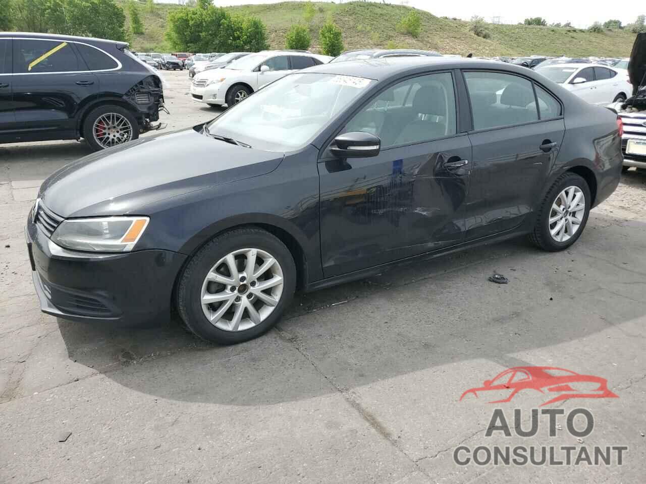 VOLKSWAGEN JETTA 2011 - 3VWBX7AJ6BM352923