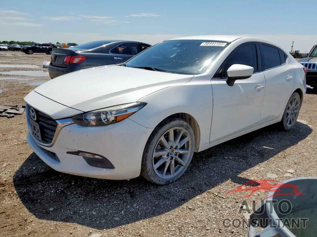 MAZDA 3 2018 - 3MZBN1V31JM161004