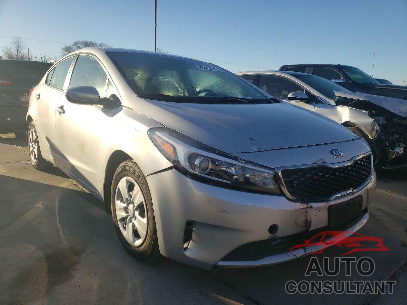 KIA FORTE 2018 - 3KPFK4A78JE193126