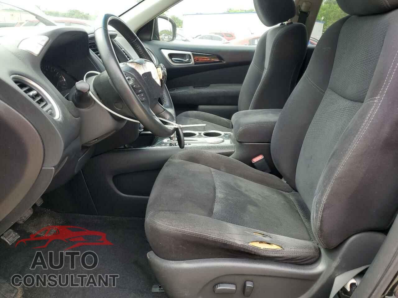 NISSAN PATHFINDER 2015 - 5N1AR2MN2FC636613
