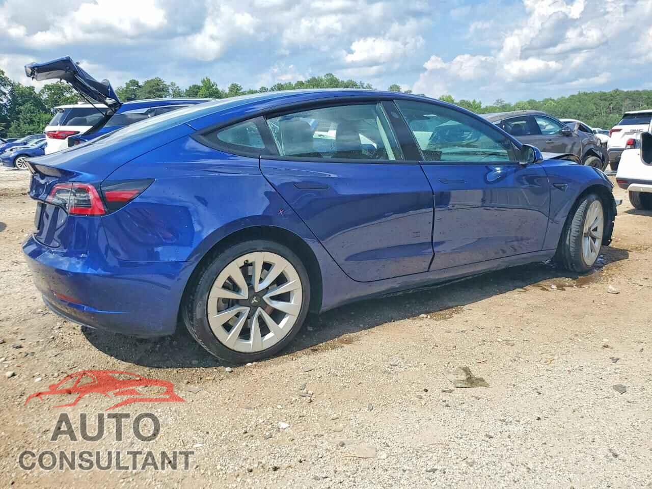 TESLA MODEL 3 2022 - 5YJ3E1EA3NF369885