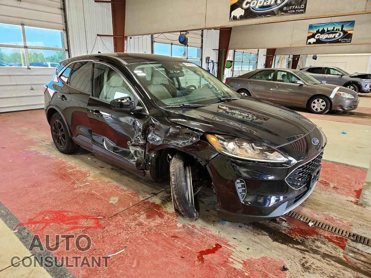 FORD ESCAPE 2020 - 1FMCU9G69LUA50212
