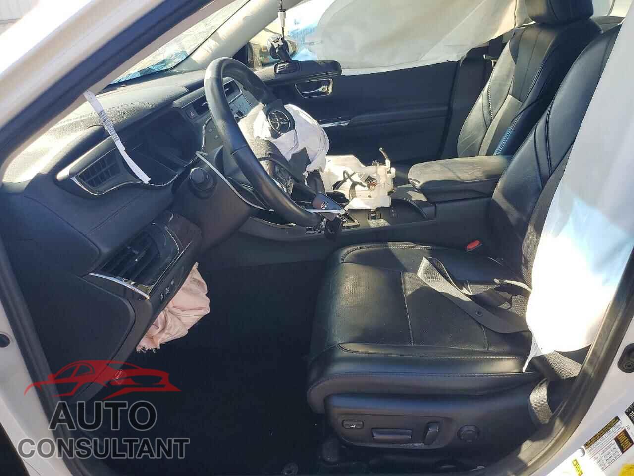 TOYOTA AVALON 2015 - 4T1BK1EB2FU166326