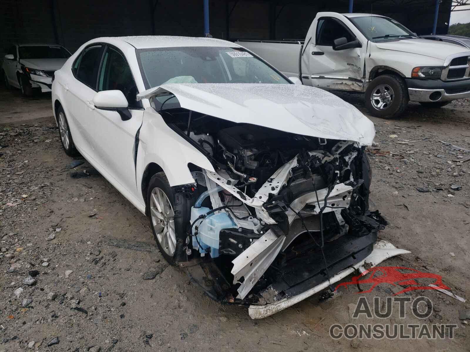 TOYOTA CAMRY 2019 - 4T1B11HK3KU290386