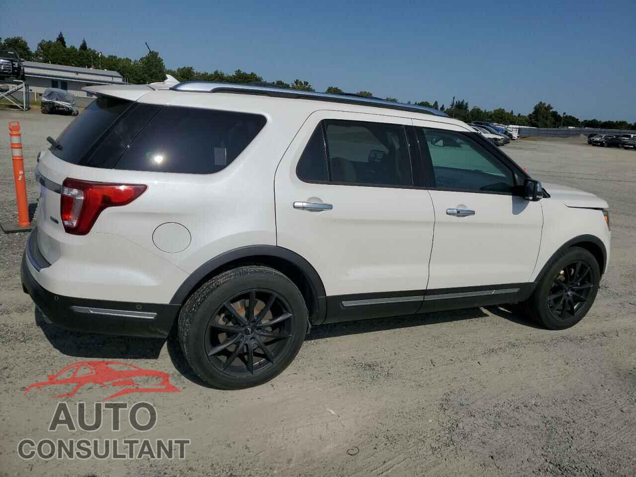 FORD EXPLORER 2018 - 1FM5K8HT8JGB32408