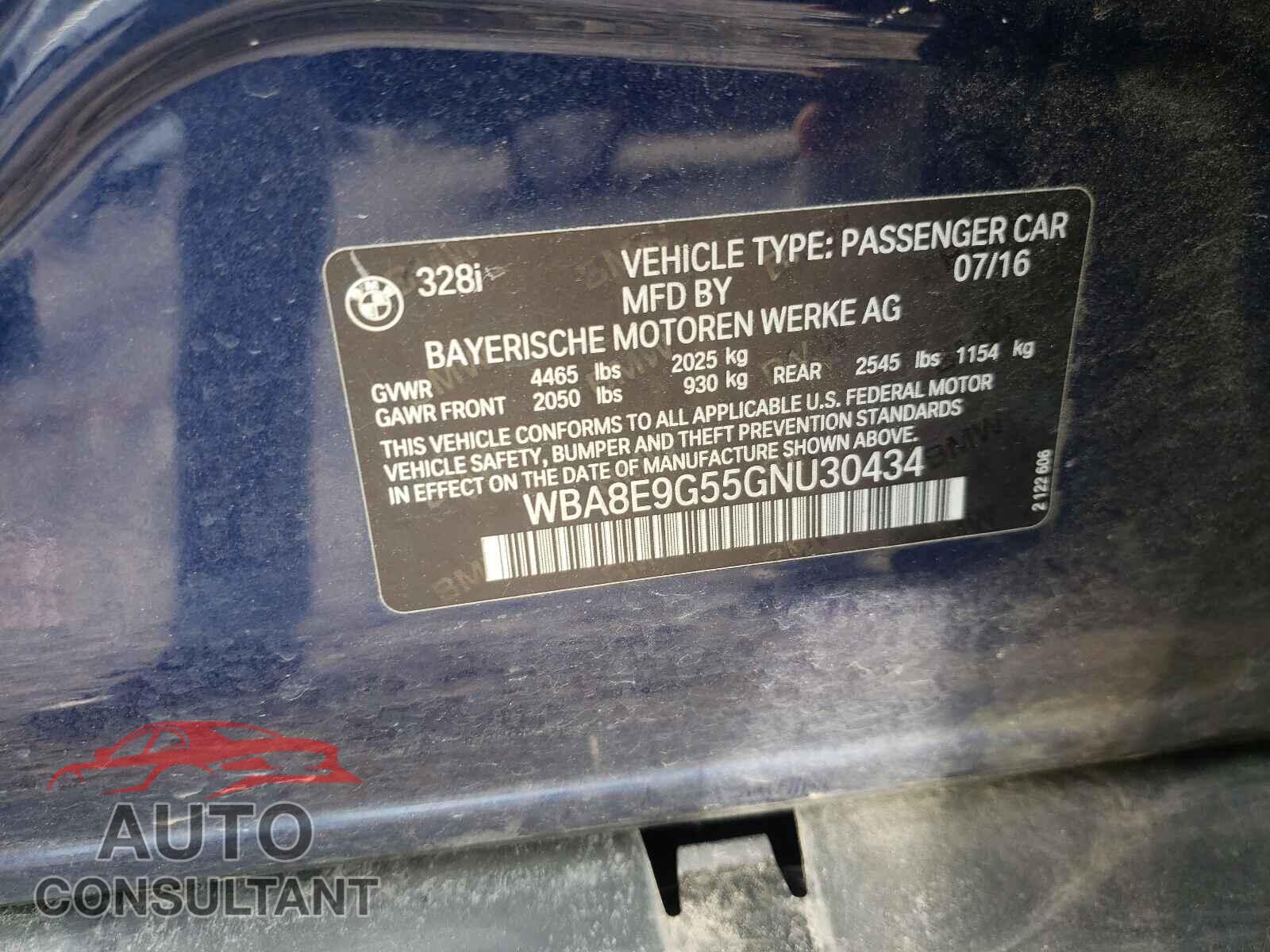 BMW 3 SERIES 2016 - WBA8E9G55GNU30434