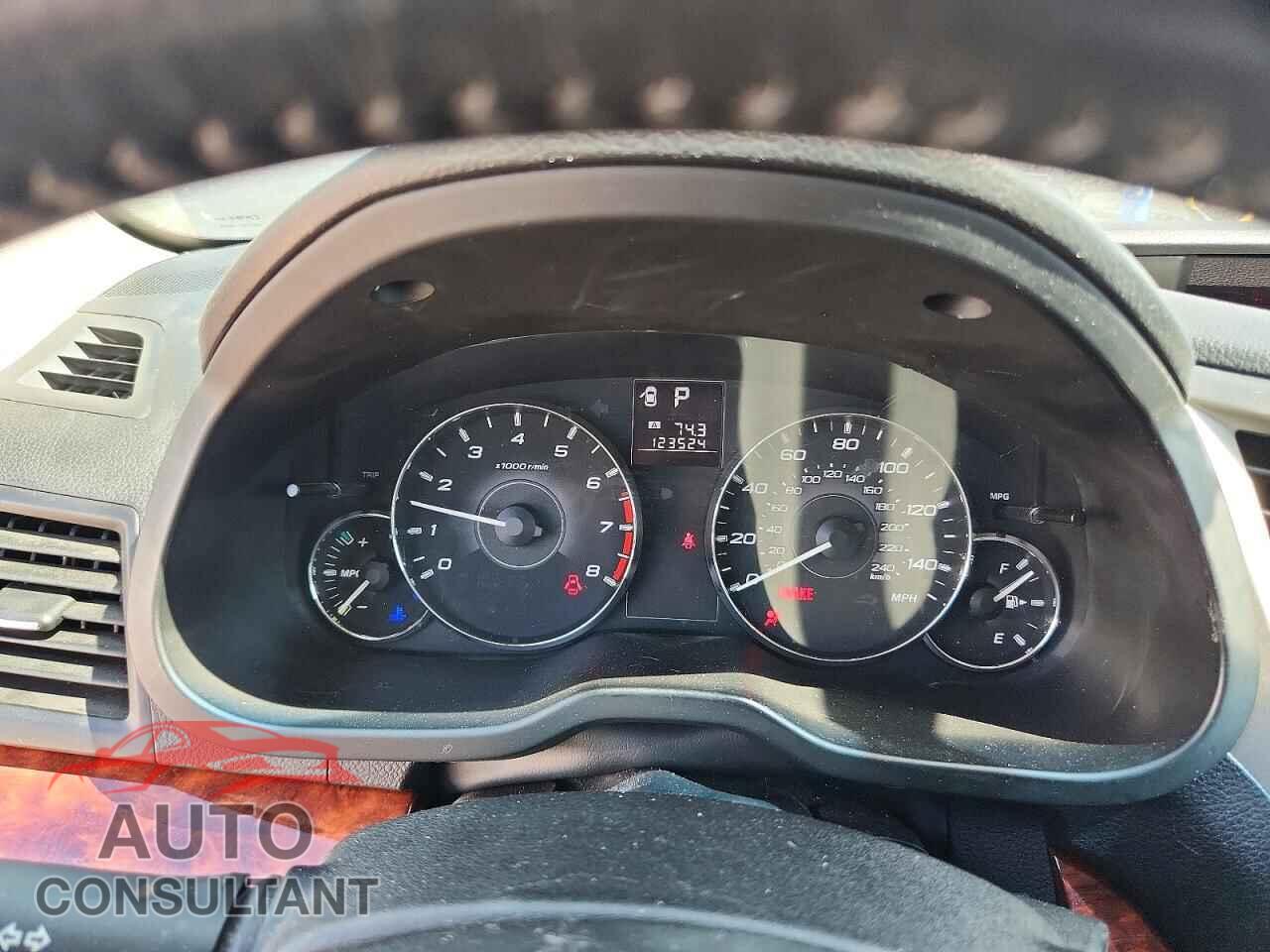 SUBARU OUTBACK 2011 - 4S4BRBKC9B3336132