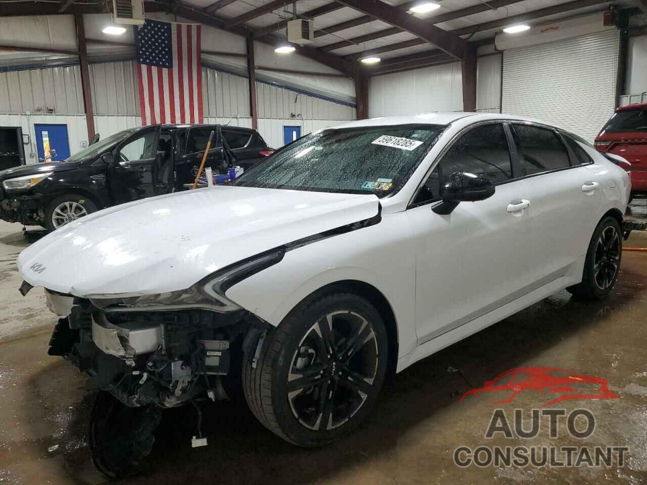 KIA K5 2022 - 5XXG64J27NG125510